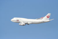 JA8922 @ KLAX - JAL Boeing 747-446, JA8922 left tun at the shore departing 25L KLAX - by Mark Kalfas