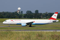 OE-LBA @ VIE - Austrian Airbus A321-111 - by Chris J