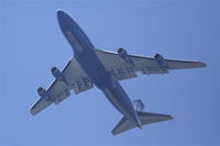 N182UA @ KORD - United Airlines Boeing 747-422, N182UA on the 9R approach KORD. - by Mark Kalfas