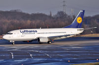 D-ABER @ EDDL - at dus - by Volker Hilpert
