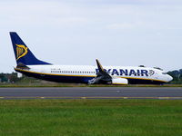 EI-DLF @ EGSS - Ryanair - by Chris Hall