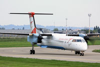 OE-LGE @ LOWG - Austrian taxi to RW17 - by Roland Aigner