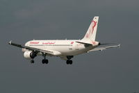 TS-IMG @ EBBR - several seconds before landing on rwy 25L - by Daniel Vanderauwera
