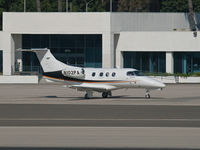N102PA @ KSMO - N102PA taxiing - by Torsten Hoff