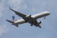 N17128 @ MCO - Continental 757-200 - by Florida Metal