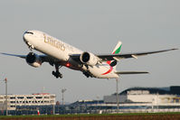A6-ECD @ LOWW - Emirates Boeing 777-36NER, c/n: 32795 - by Jetfreak
