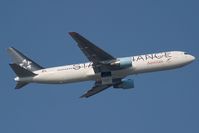 OE-LAY @ LOWW - Austrian Airlines 767-300 - by Andy Graf-VAP