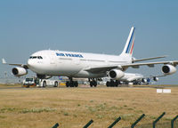 F-GLZR @ LFPG - Air France - by vickersfour