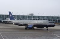 N427UA @ KORD - Airbus A320 - by Mark Pasqualino