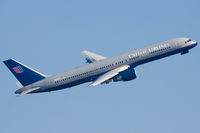 N569UA @ KLGA - United Airlines - by Thomas Posch - VAP