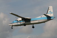 PH-KVD @ EBBR - Flight KL1725 is descending to RWY 25L - by Daniel Vanderauwera