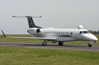 OE-IGR @ ELLX - taxying to the active - by Friedrich Becker