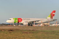 CS-TNS @ LPPR - The new bird of TAP taxing for take off - by ze_mikex