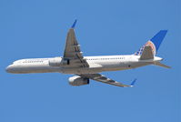 N14118 @ KLAX - Continental 757-224, 25R departure KLAX. - by Mark Kalfas