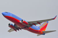 N475WN @ KLAX - Southwest Airlines Boeing 737-7H4, 25R departure KLAX. - by Mark Kalfas