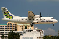 PJ-XLN @ SXM - visitor - by Wolfgang Zilske