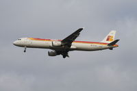 EC-ILO @ EGLL - Airbus A321-211, c/n: 1681 - by Trevor Toone