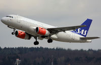 OY-KBR @ ZRH - . - by Roland Aigner