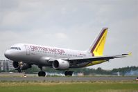 D-AKNR @ EDDB - Touch down on rwy 25R - by Holger Zengler
