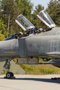 37 26 @ ETNT - returning from a mission - by Friedrich Becker