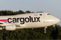 LX-OCV @ ELLX - short final RW24 - by Friedrich Becker