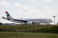 OD-MEB @ LFPG - From the 'Mound' at Paris Charles-de-Gaulle - by Steve Hambleton