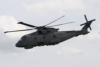 ZH827 photo, click to enlarge
