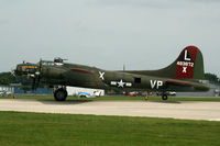 N7227C @ KOSH - KOSH the C/N is 32513-DL the S/N is 44-83872 - by Nick Dean