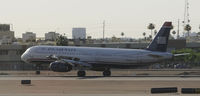 N521UW @ KPHX - landing at PHX - by Todd Royer