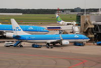 PH-BXT @ EHAM - K.L.M. - ROYAL DUTCH AIRLINES - by Noel Kearney