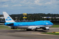 PH-BFN @ EHAM - K.L.M. - ROYAL DUTCH AIRLINES - by Noel Kearney