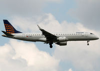 D-AECA @ EDDF - Landing rwy 07R - by Shunn311