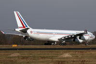 F-RAJA @ EHEH - first visit of an A340-to EHEH - by Jeroen Stroes