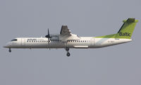 YL-BAY @ LOWW - Air Baltic - by Wolfgang Kronfuss