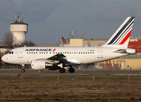 F-GUGH @ LFBO - Ready for departure rwy 32R - by Shunn311
