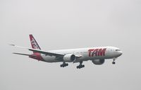 PT-MUC @ EGLL - Boeing 777-300ER - by Mark Pasqualino
