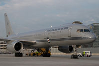 NZ7571 @ LOWW - New Zealand Air Force Boeing 757-200 - by Dietmar Schreiber - VAP