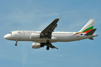 LZ-FBE @ EGLL - On short finals for r/w 27R - by Robert Kearney