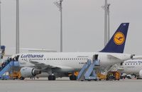 D-AILK @ EDDM - Airbus A319 - by Mark Pasqualino