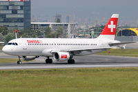 HB-IJI @ VIE - Swiss - by Chris Jilli