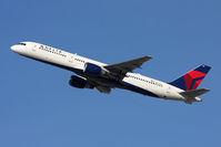 N609DL @ LAX - Delta Air Lines N609DL (FLT DAL2204) climbing out from RWY 25R en route to Salt Lake City Int'l (KSLC). - by Dean Heald