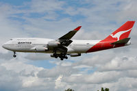 VH-OJL @ EGLL - Approaching r/w 27L - by Robert Kearney