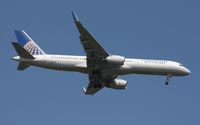 N57111 @ MCO - Continental 757 - by Florida Metal