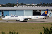 D-AEBB @ LSGG - LSGG/GVA - by Nick Dean