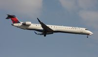 N161PQ @ DTW - Pinnacle CRJ-900 - by Florida Metal