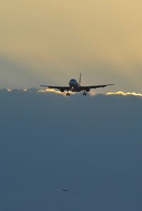 G-EZAM @ LOWW - Easyjet Airbus 319 - by Dietmar Schreiber - VAP