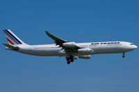 F-GLZS @ LFPG - Air France - by Thomas Posch - VAP