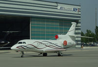 OE-IVA @ LOWW - Jetalliance Falcon 7X - by Thomas Ranner