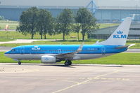 PH-BGK @ EHAM - KLM Royal Dutch Airlines - by Chris Hall