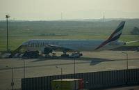 A6-EMU @ LOWW - Emirates Boeing 777 - by Thomas Ranner